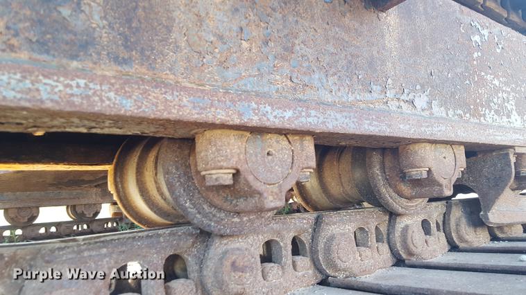 image for item FS9551 2005 Case CX210 excavator