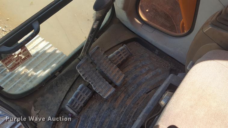 image for item FS9551 2005 Case CX210 excavator