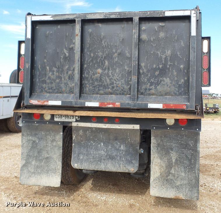 image for item FS9556 2006 International 8600 dump truck