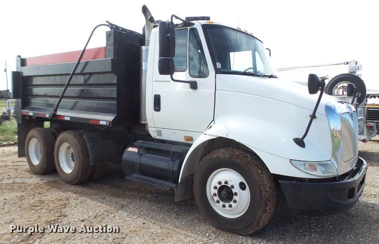 image for item FS9556 2006 International 8600 dump truck