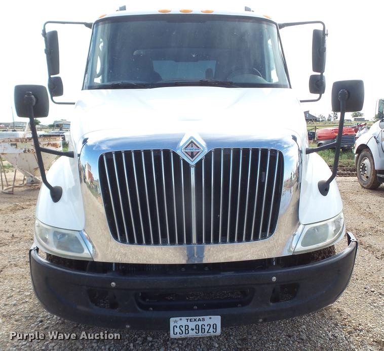 image for item FS9556 2006 International 8600 dump truck