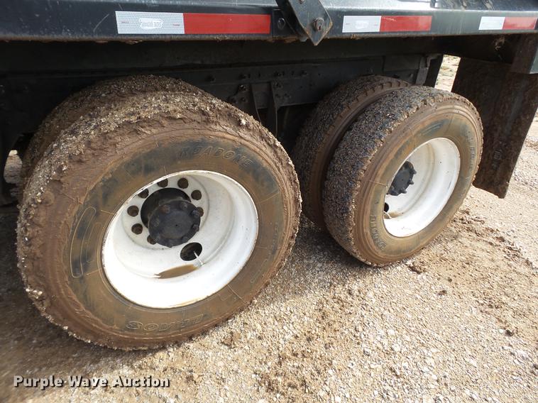 image for item FS9556 2006 International 8600 dump truck