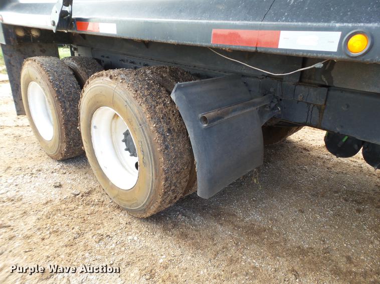 image for item FS9556 2006 International 8600 dump truck