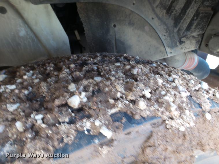 image for item FS9556 2006 International 8600 dump truck