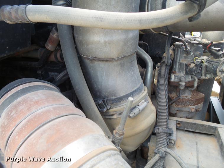 image for item FS9556 2006 International 8600 dump truck