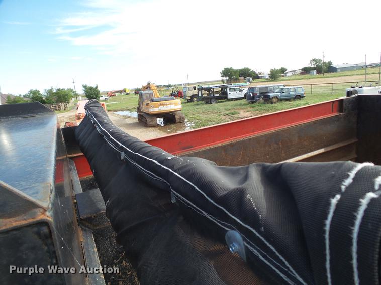 image for item FS9556 2006 International 8600 dump truck