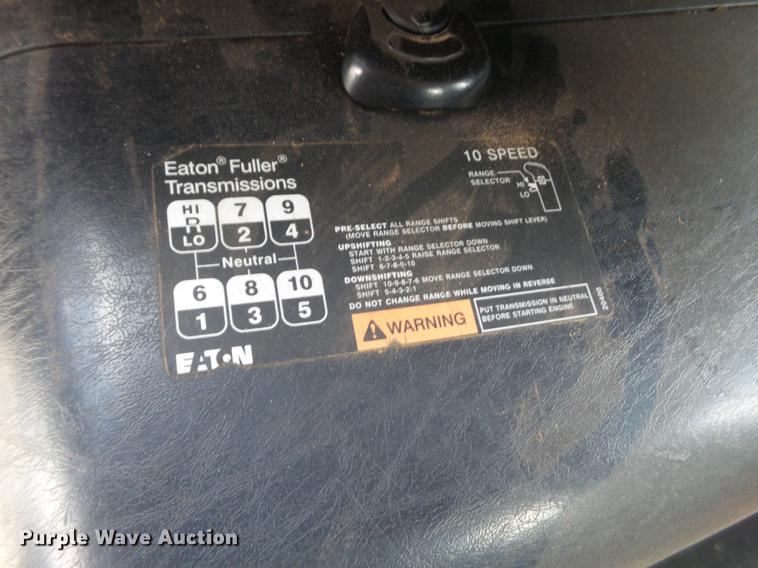 image for item FS9556 2006 International 8600 dump truck