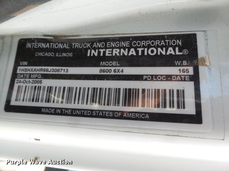 image for item FS9556 2006 International 8600 dump truck