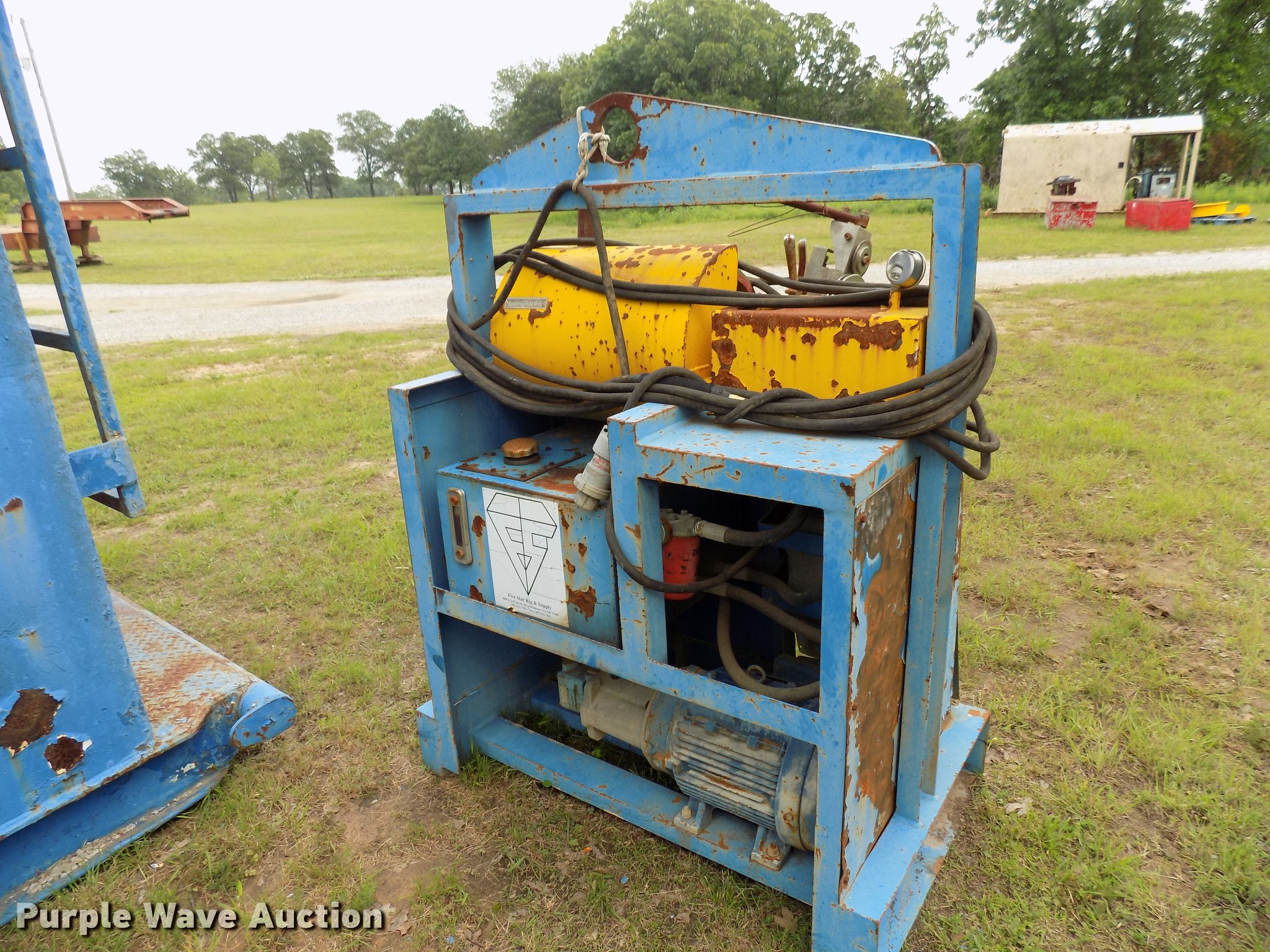 Oil field dog house in Cleveland, OK Item FO9992 sold Purple Wave