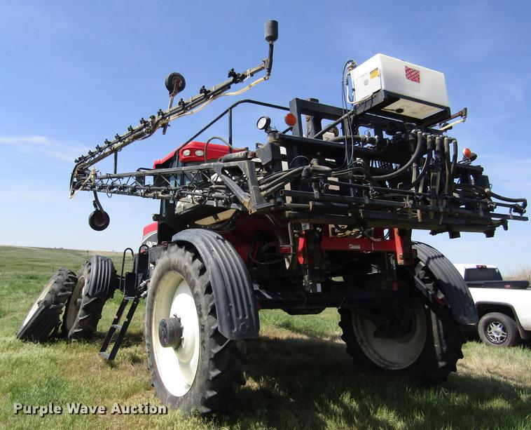 image for item DB4946 2008 Apache AS1010 sprayer