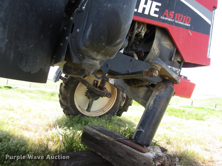 image for item DB4946 2008 Apache AS1010 sprayer