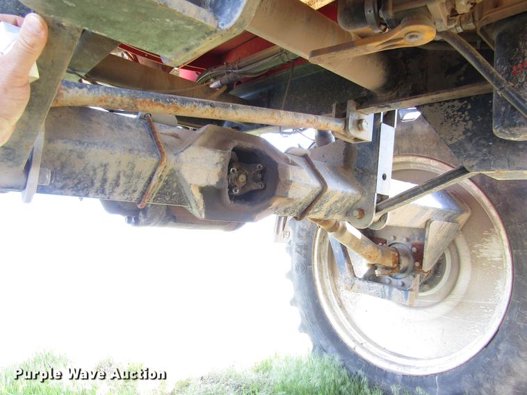 image for item DB4946 2008 Apache AS1010 sprayer