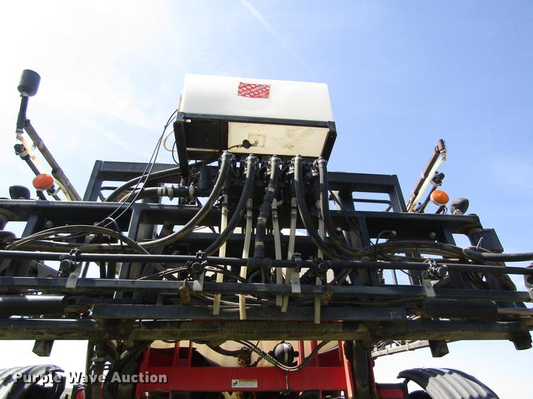 image for item DB4946 2008 Apache AS1010 sprayer