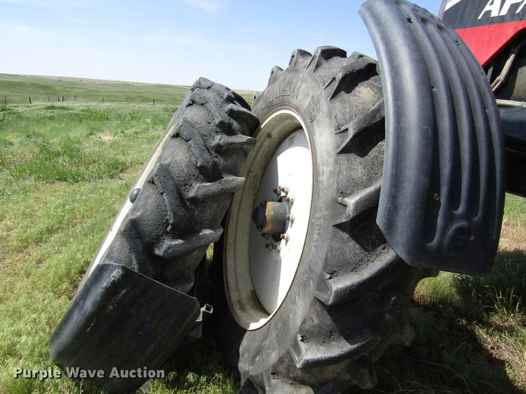 image for item DB4946 2008 Apache AS1010 sprayer