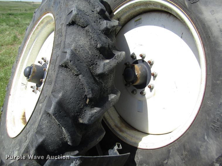 image for item DB4946 2008 Apache AS1010 sprayer