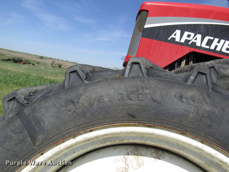 image for item DB4946 2008 Apache AS1010 sprayer