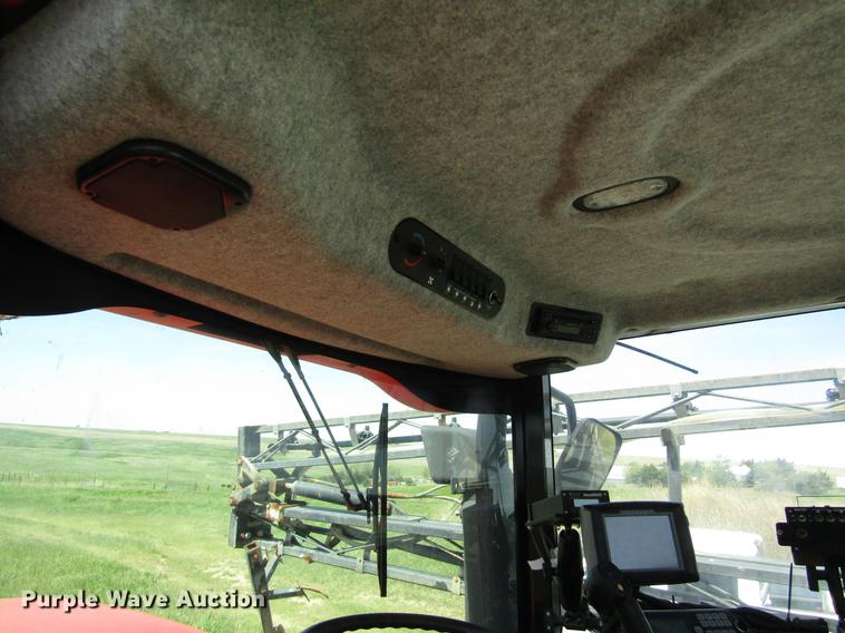 image for item DB4946 2008 Apache AS1010 sprayer