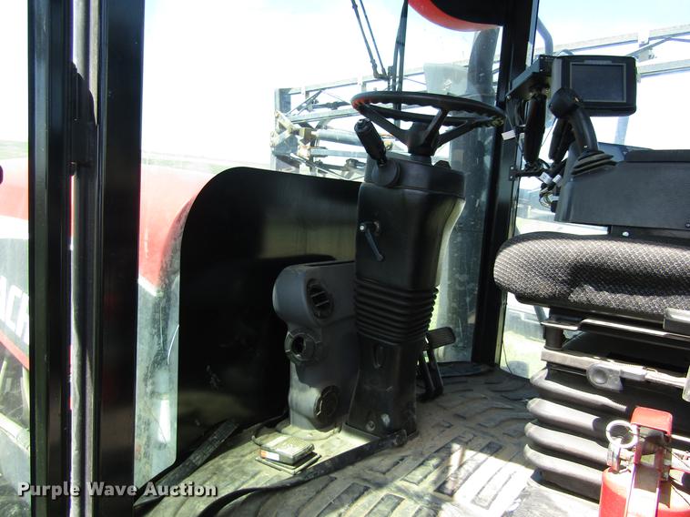 image for item DB4946 2008 Apache AS1010 sprayer