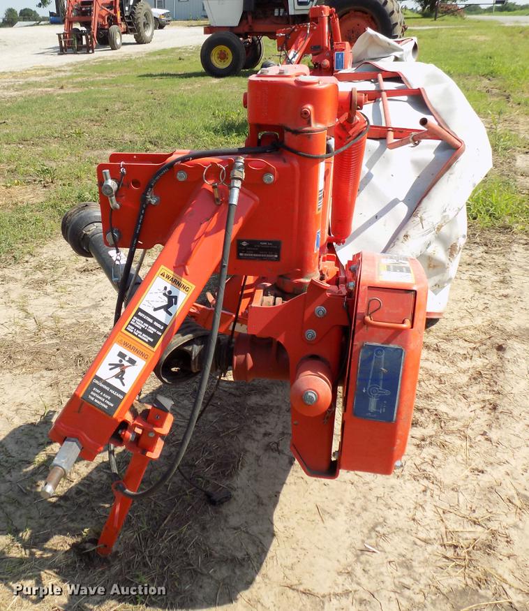 image for item DB9546 Kuhn GMD310 disc mower