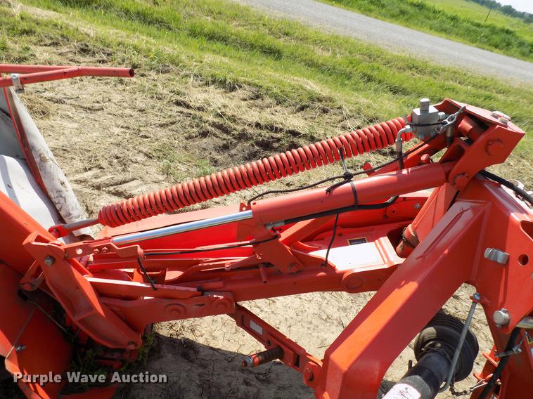 image for item DB9546 Kuhn GMD310 disc mower