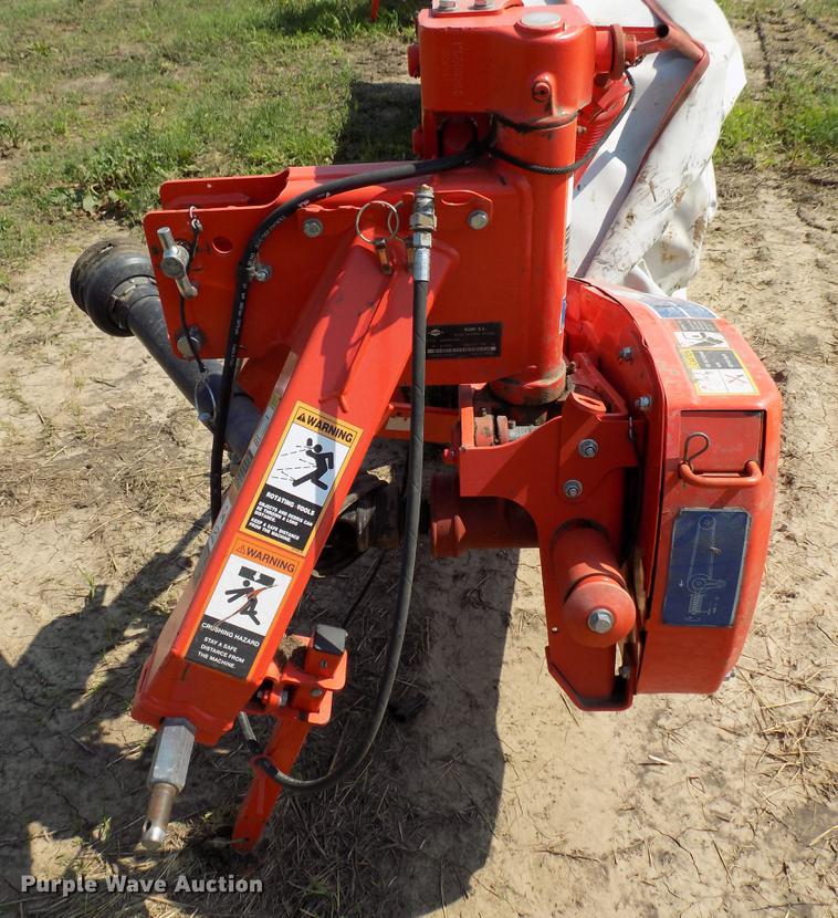 image for item DB9546 Kuhn GMD310 disc mower