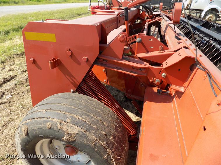 image for item DB9547 Hesston 1275T Hyrdroswing windrower
