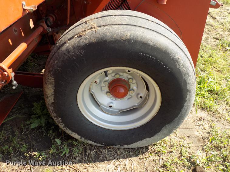 image for item DB9547 Hesston 1275T Hyrdroswing windrower