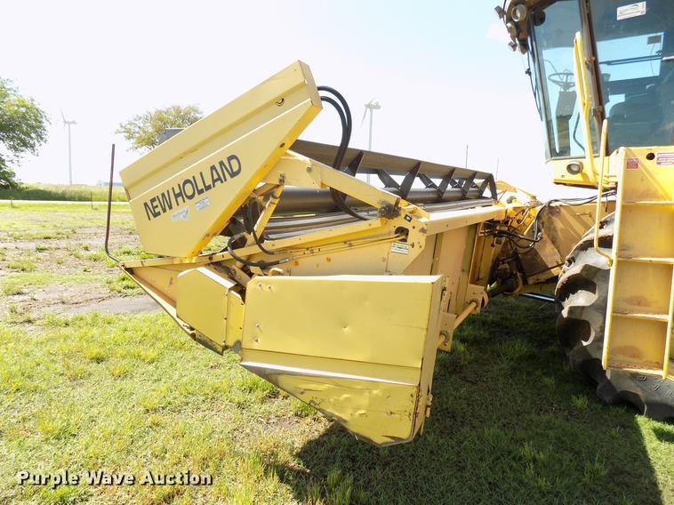 image for item DB9653 1988 New Holland TR96 RWA combine