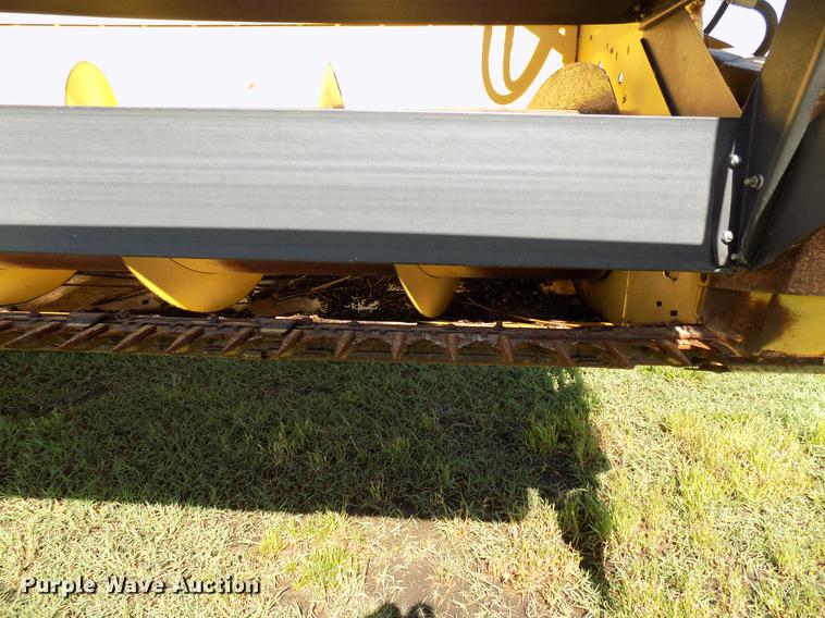 image for item DB9653 1988 New Holland TR96 RWA combine