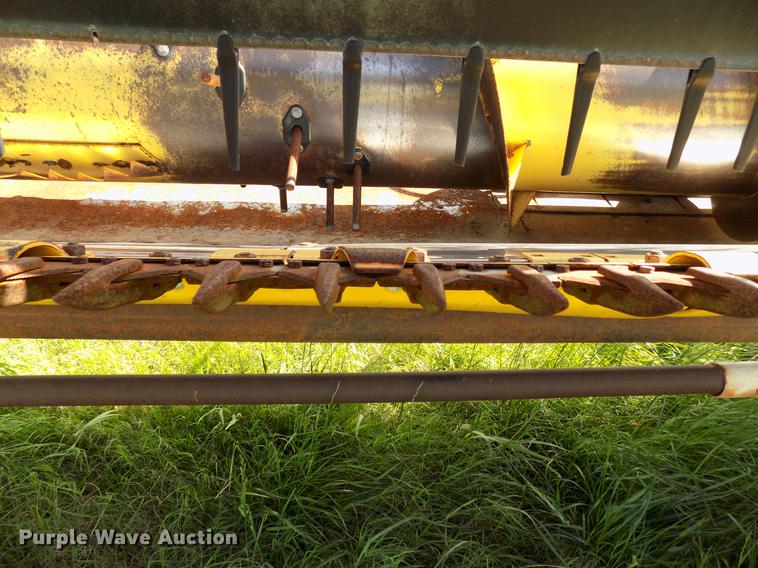 image for item DB9653 1988 New Holland TR96 RWA combine