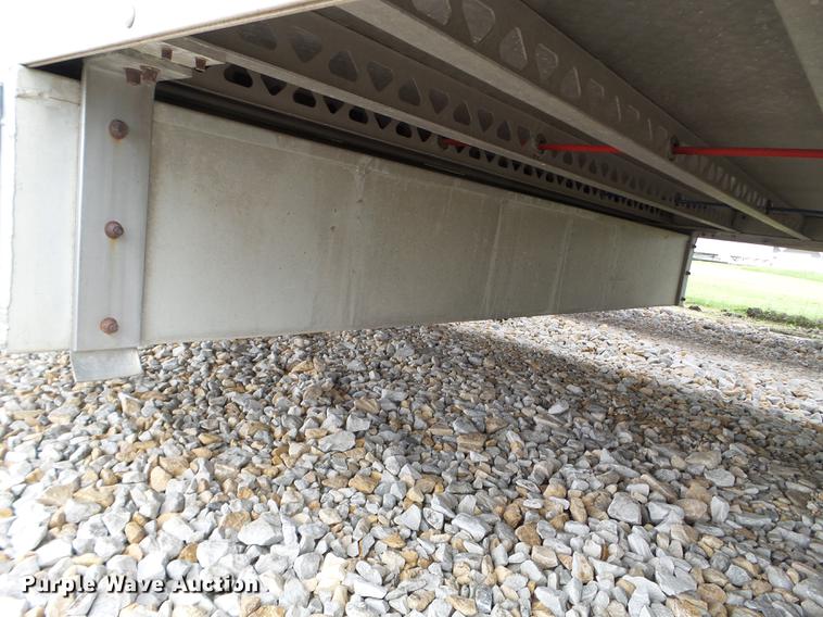 image for item DC4571 2008 Eby livestock trailer