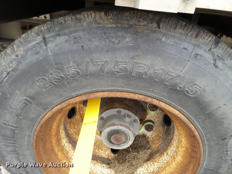 image for item DC4571 2008 Eby livestock trailer