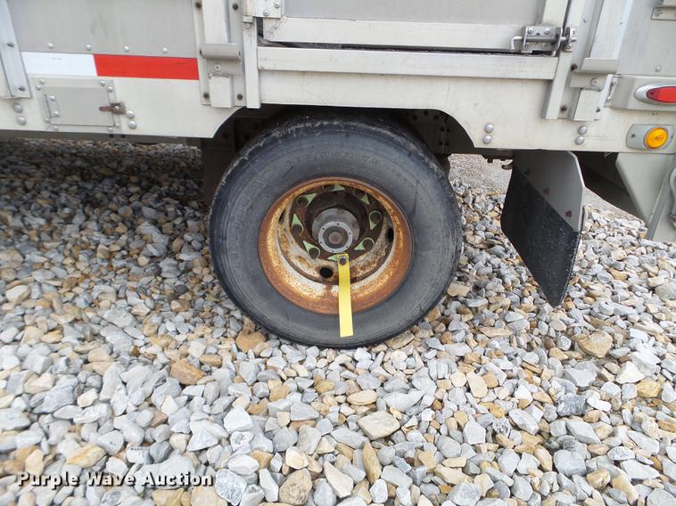 image for item DC4571 2008 Eby livestock trailer