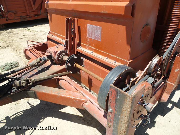 image for item DC5163 Hesston Stakhand 60B bale stacker