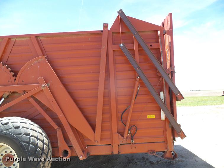 image for item DC5163 Hesston Stakhand 60B bale stacker