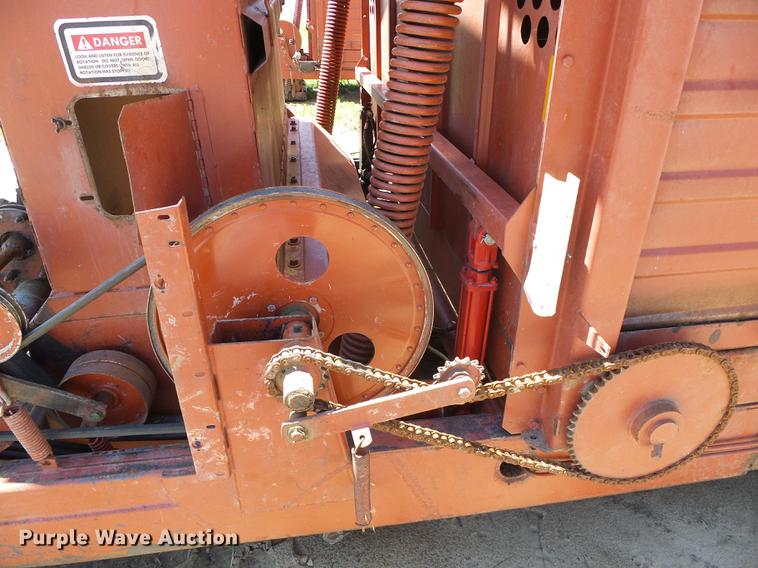 image for item DC5164 Hesston Stakhand 60B bale stacker