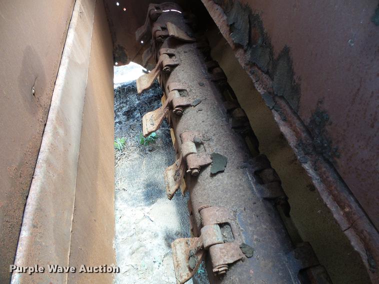 image for item DC5164 Hesston Stakhand 60B bale stacker