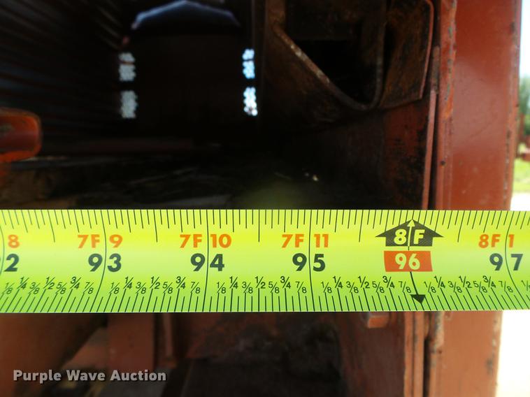 image for item DC5164 Hesston Stakhand 60B bale stacker