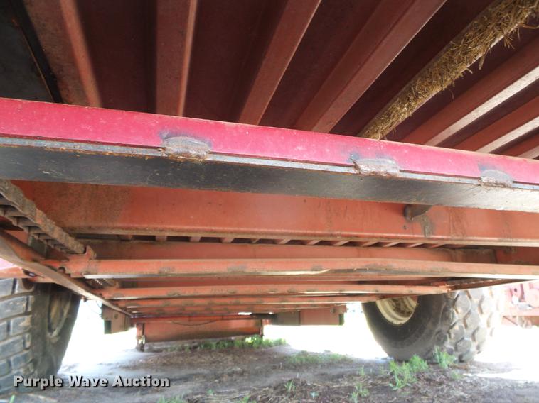 image for item DC5164 Hesston Stakhand 60B bale stacker