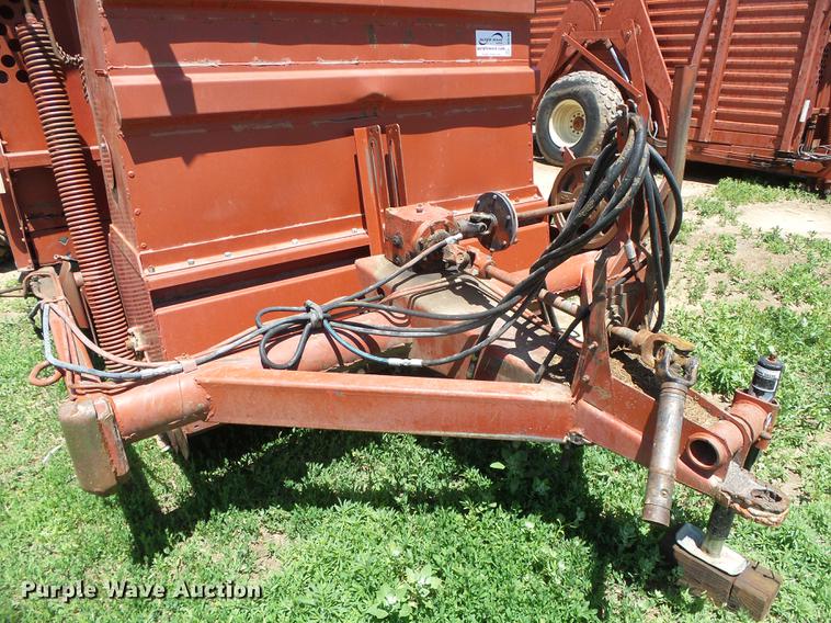 image for item DC5165 Hesston Stakhand 60B bale stacker