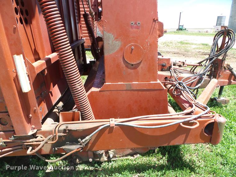 image for item DC5165 Hesston Stakhand 60B bale stacker