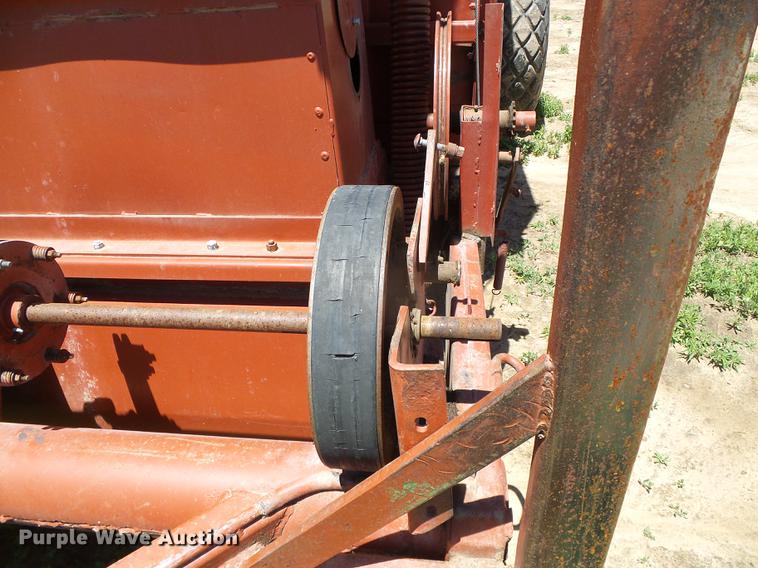 image for item DC5165 Hesston Stakhand 60B bale stacker