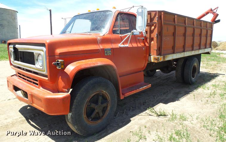 image for item DC5166 1974 Chevrolet C60 grain truck
