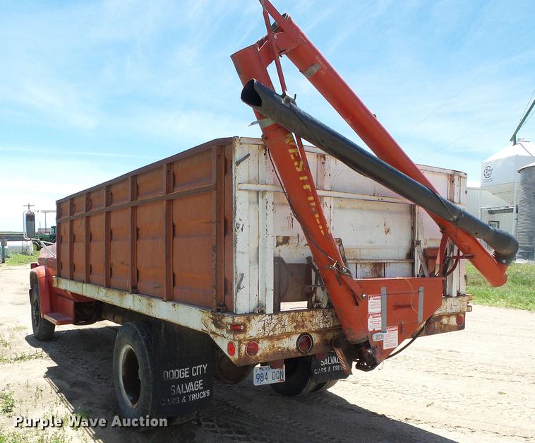 image for item DC5166 1974 Chevrolet C60 grain truck