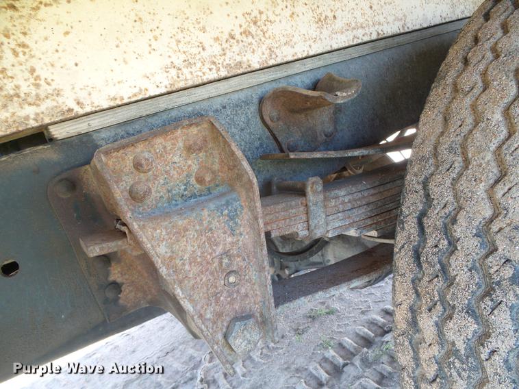 image for item DC5166 1974 Chevrolet C60 grain truck