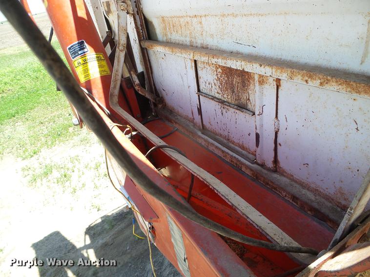 image for item DC5166 1974 Chevrolet C60 grain truck