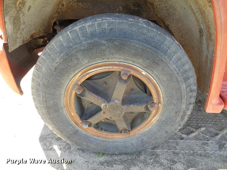 image for item DC5166 1974 Chevrolet C60 grain truck