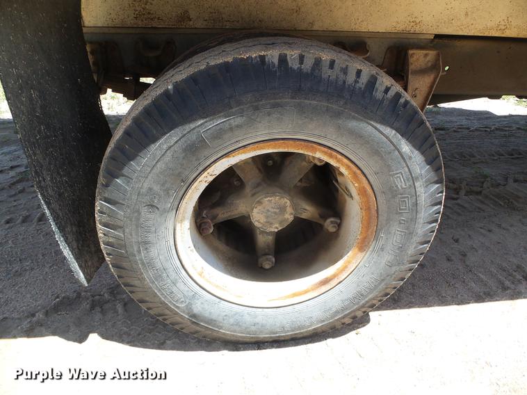 image for item DC5166 1974 Chevrolet C60 grain truck