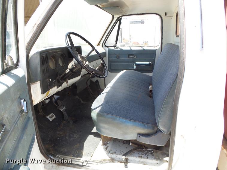 image for item DC5167 1975 Chevrolet C60 grain truck