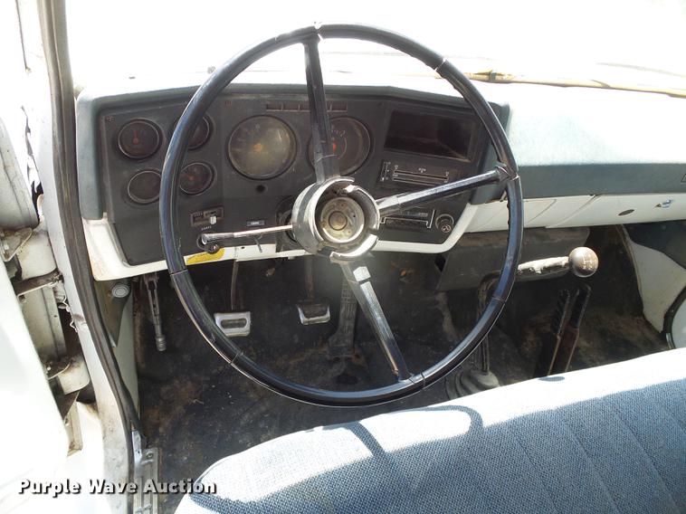 image for item DC5167 1975 Chevrolet C60 grain truck